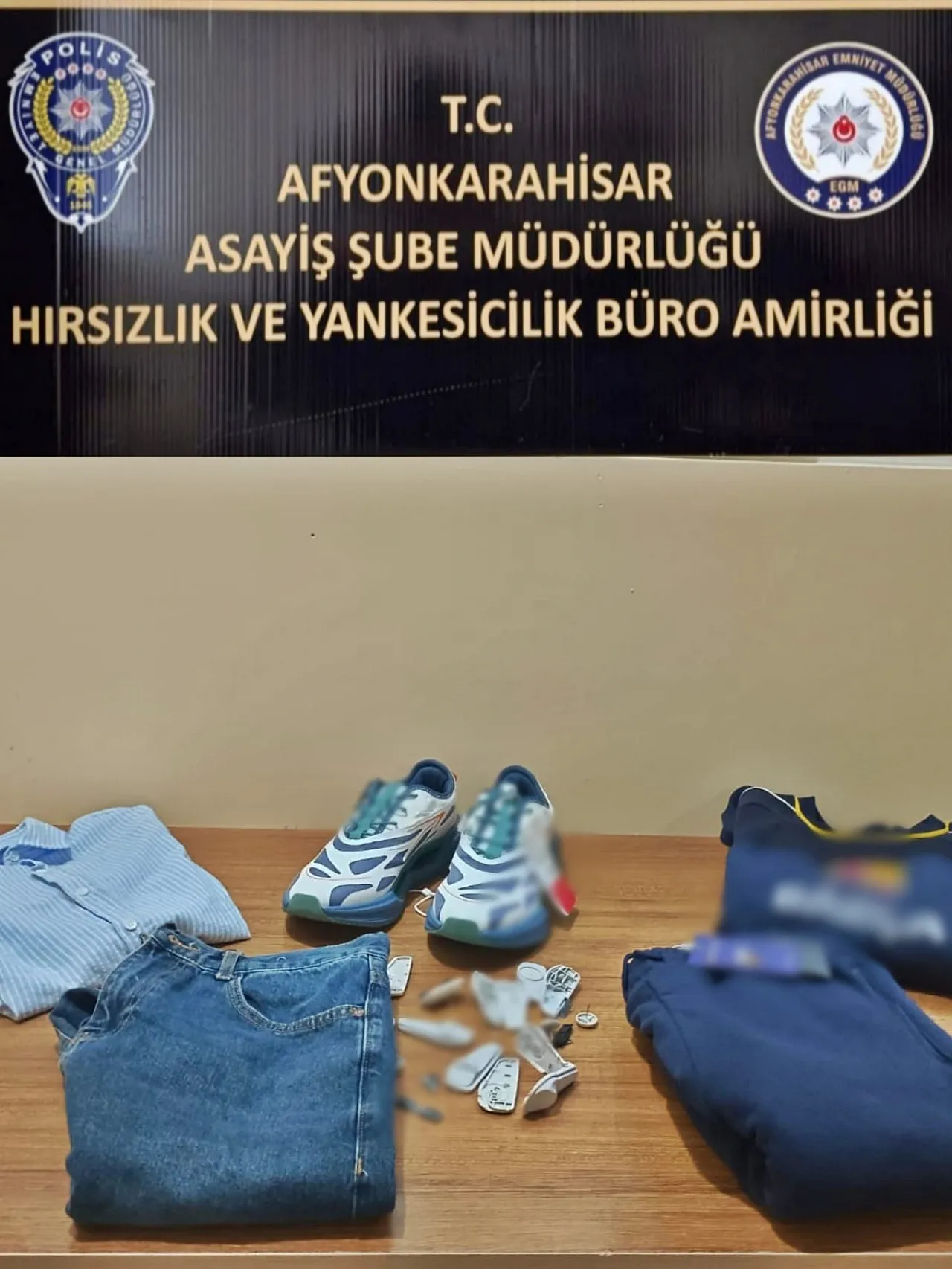 Afyon'da bir haftada 10 bin şahıs, 2 bin araç sorgusu yapıldı