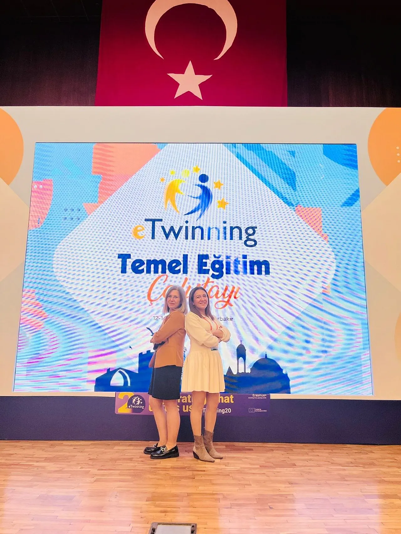 Afyon, Diyarbakır'da temsil edildi