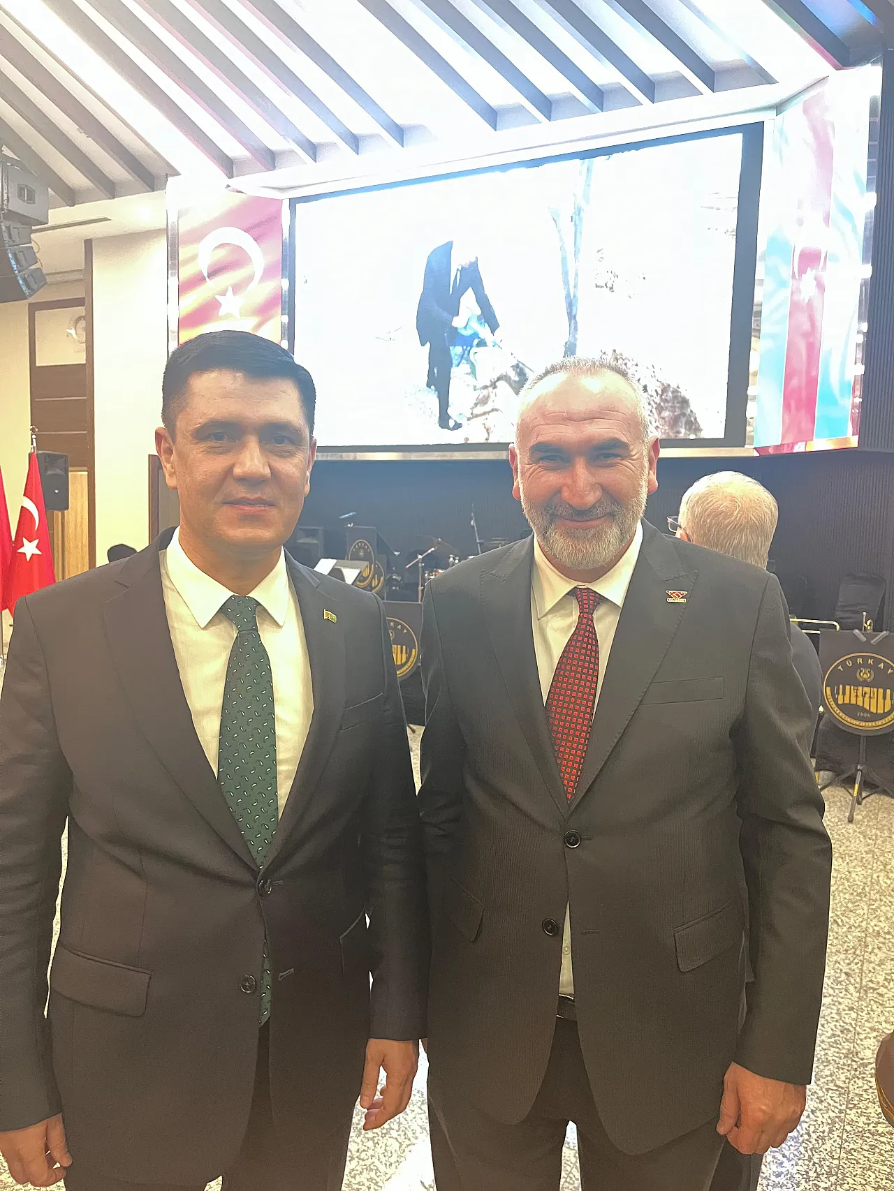 Beşer, Önemli İsimlerle Bir Araya Geldi