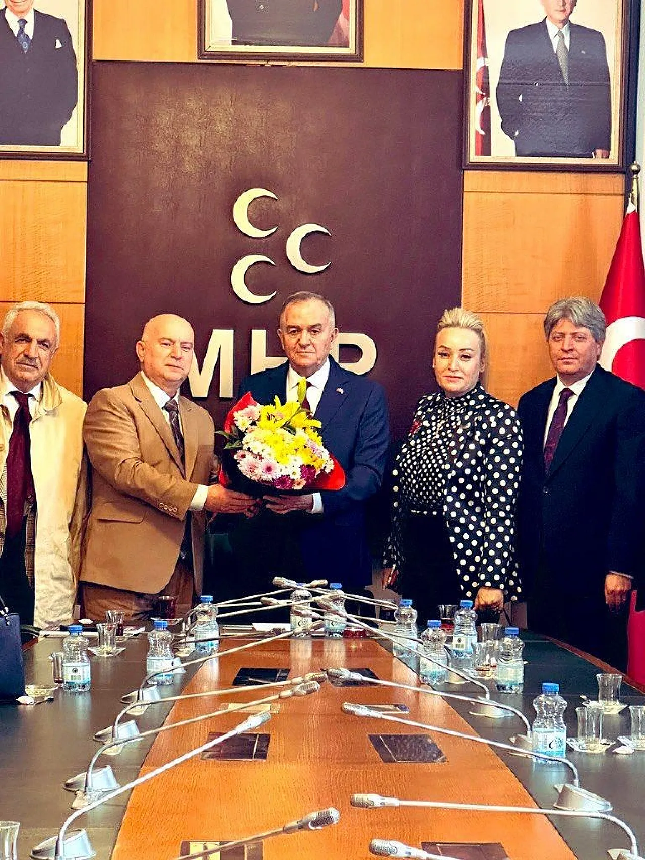 Demokratlar Konfederasyonu'ndan MHP'ye Ziyaret