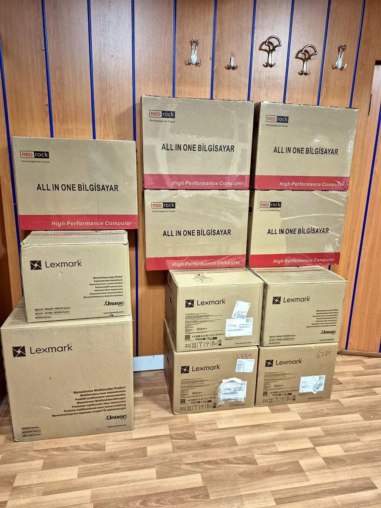 Yurdunuseven'den Eski Okuluna Büyük Destek!