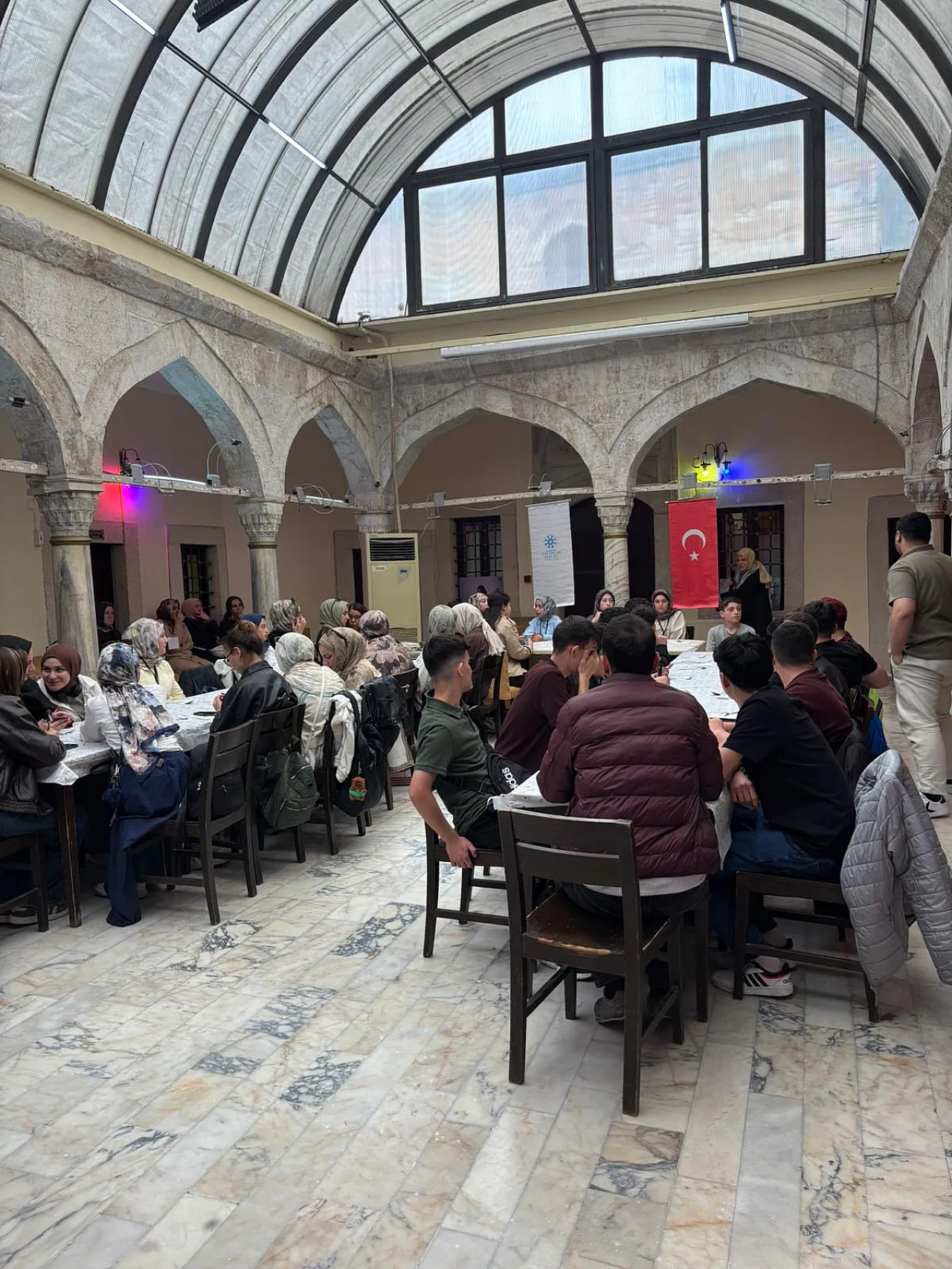 Lise Öğrencileri İmparatorluk Payitahtı'nı Gezdi