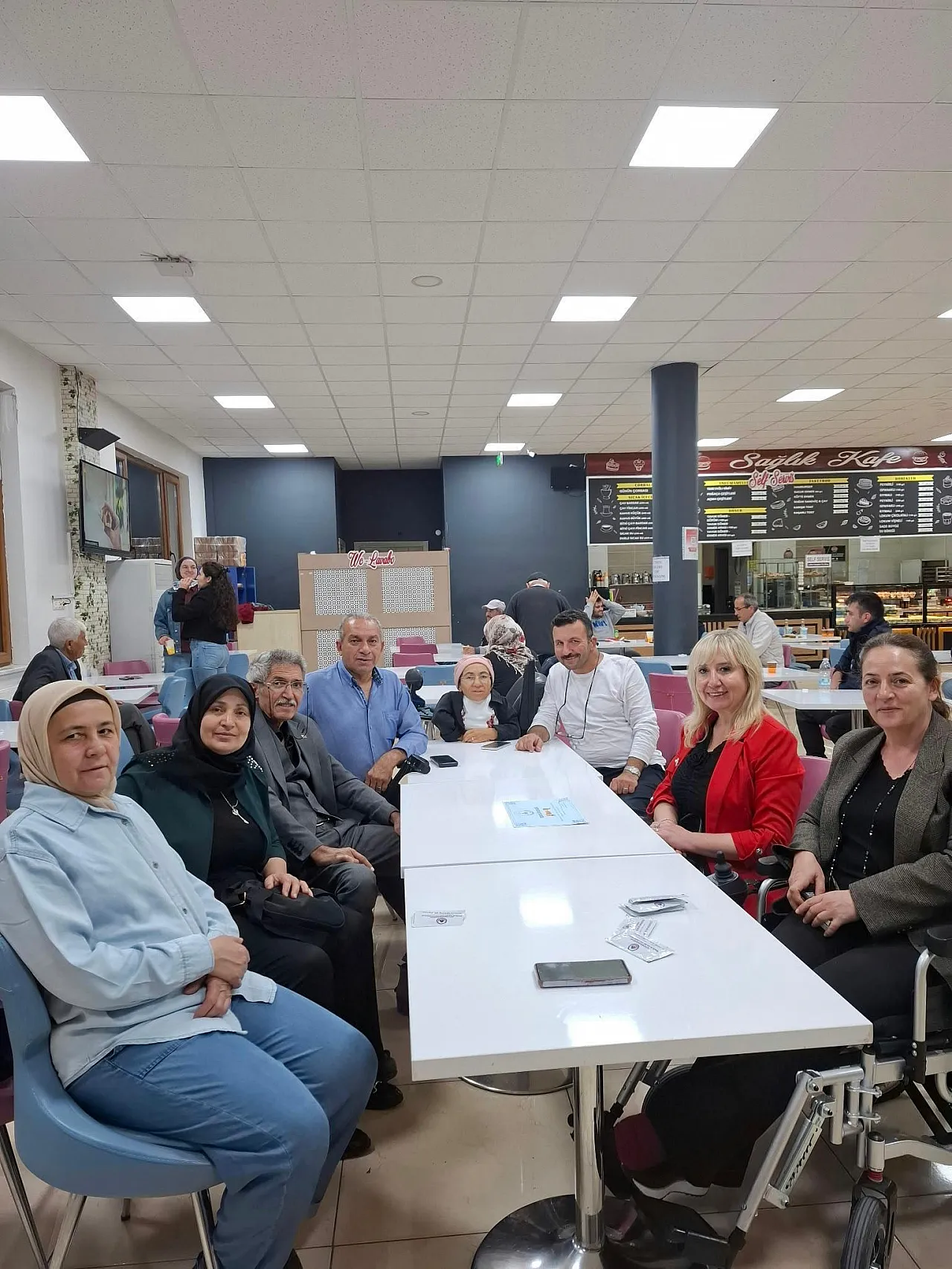 AFSÜ'de Fizik Tedavi Hastalarına Moral Gecesi