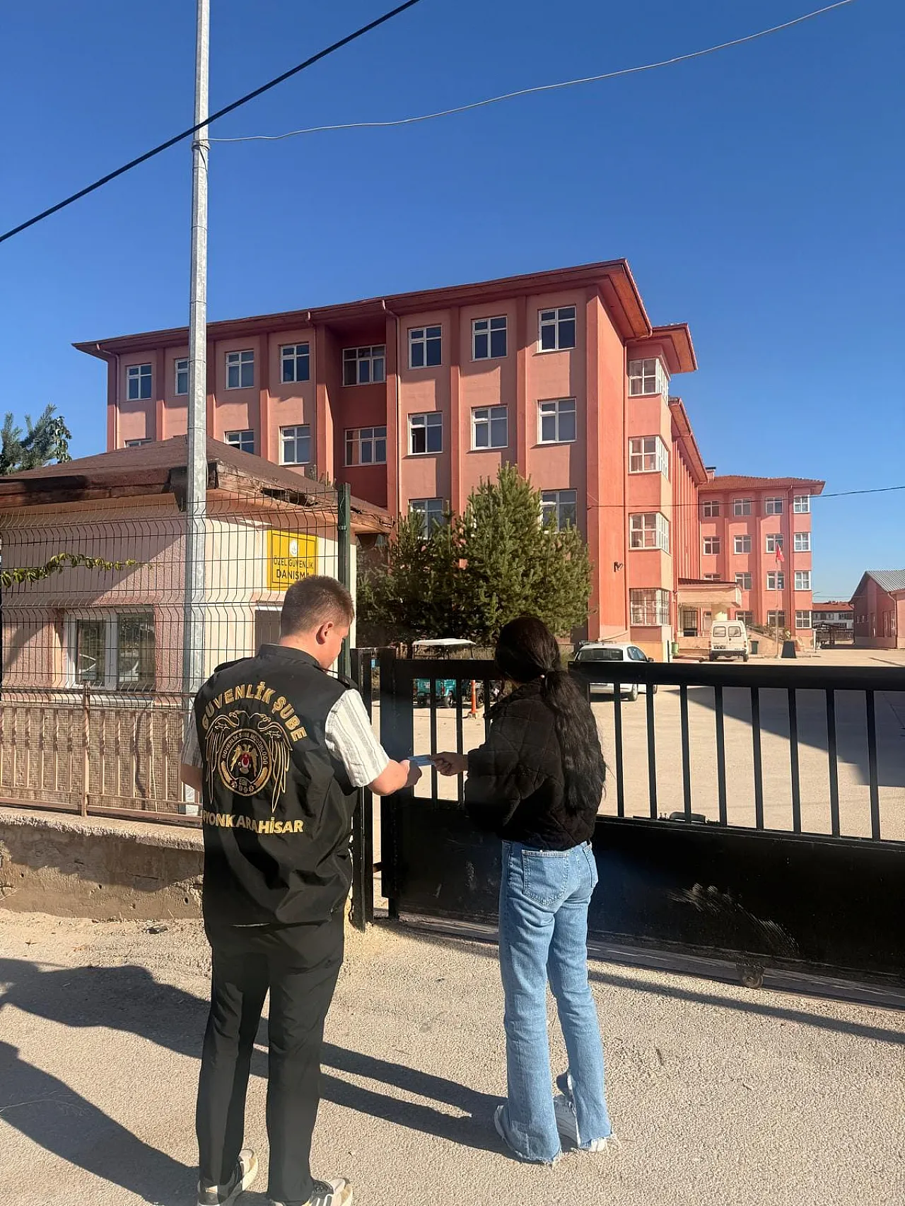 Afyon'da Okul, Park, Kafe... Ekipler Her Yeri Denetledi!