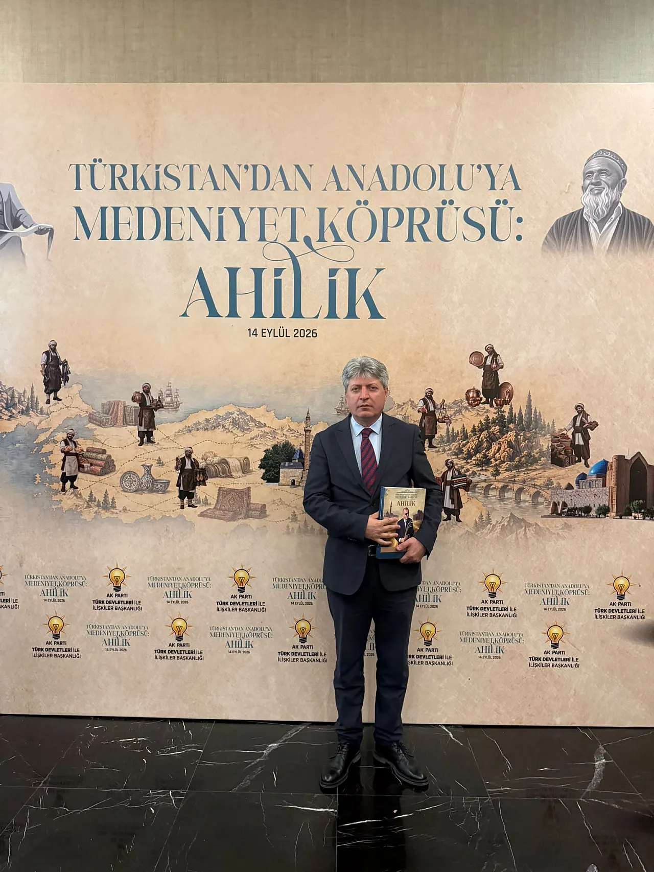 Afyonkarahisarlı Tutkun, Büyük Törende