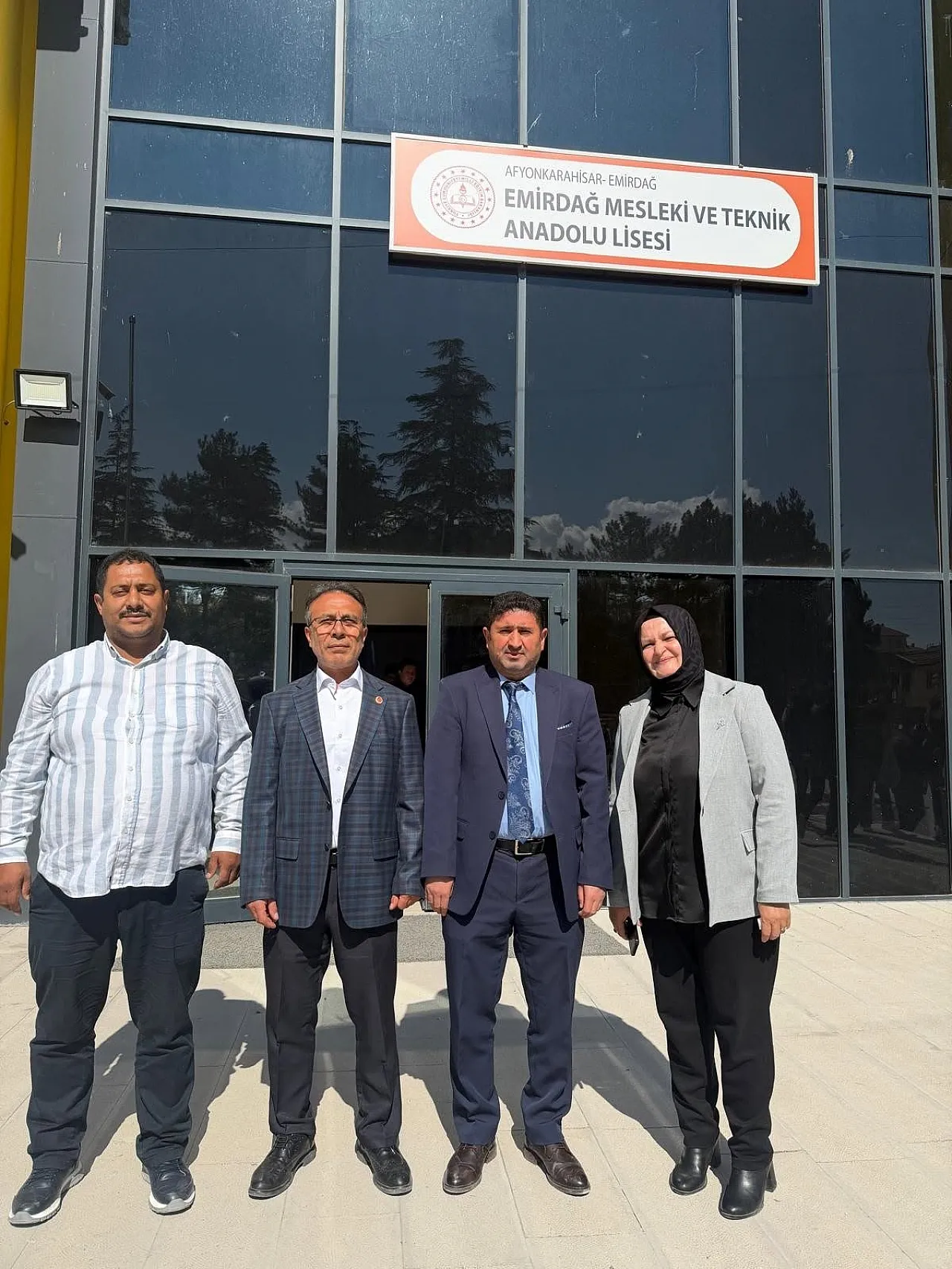 MHP'den Okullara Yakın Takip!