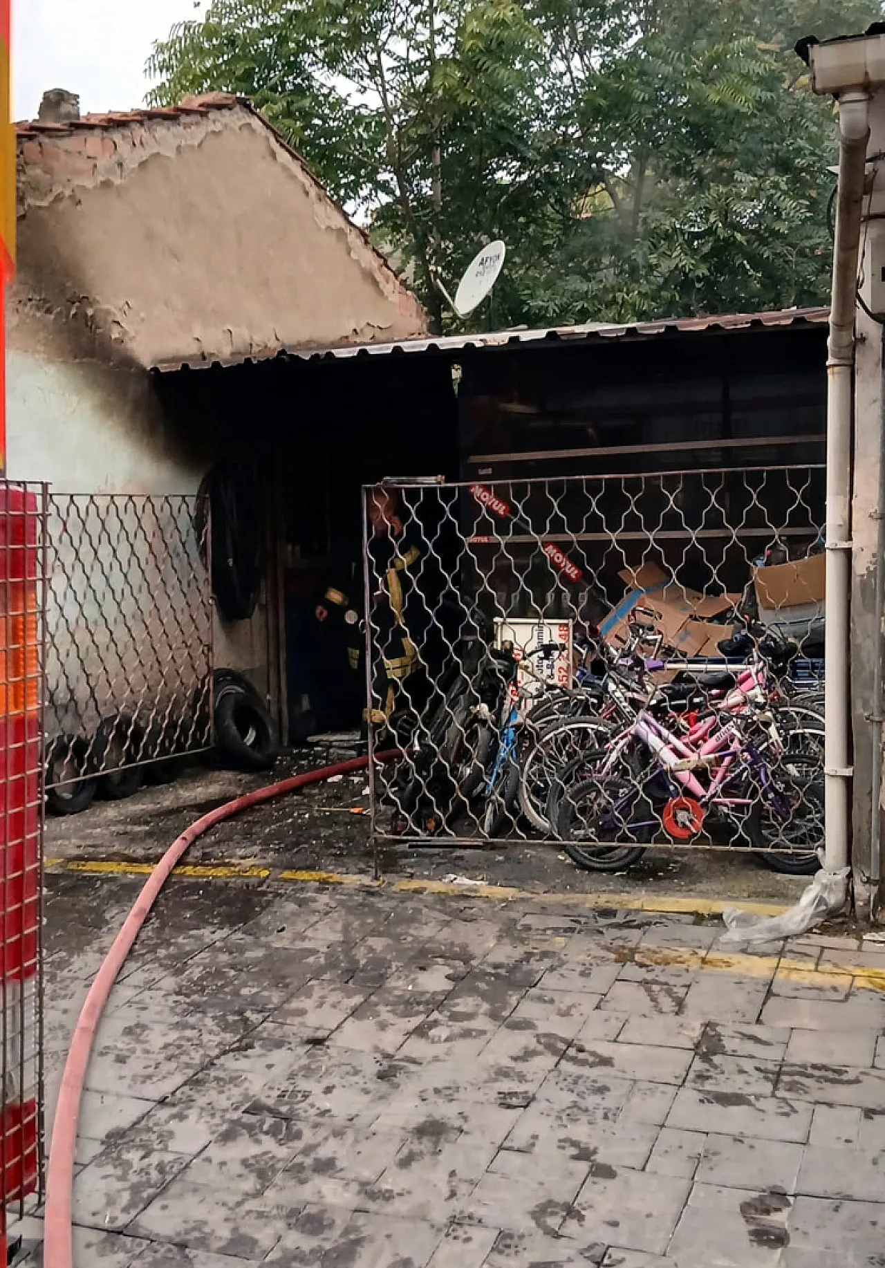 Gazlıgöl Caddesi'nde Yangın Paniği