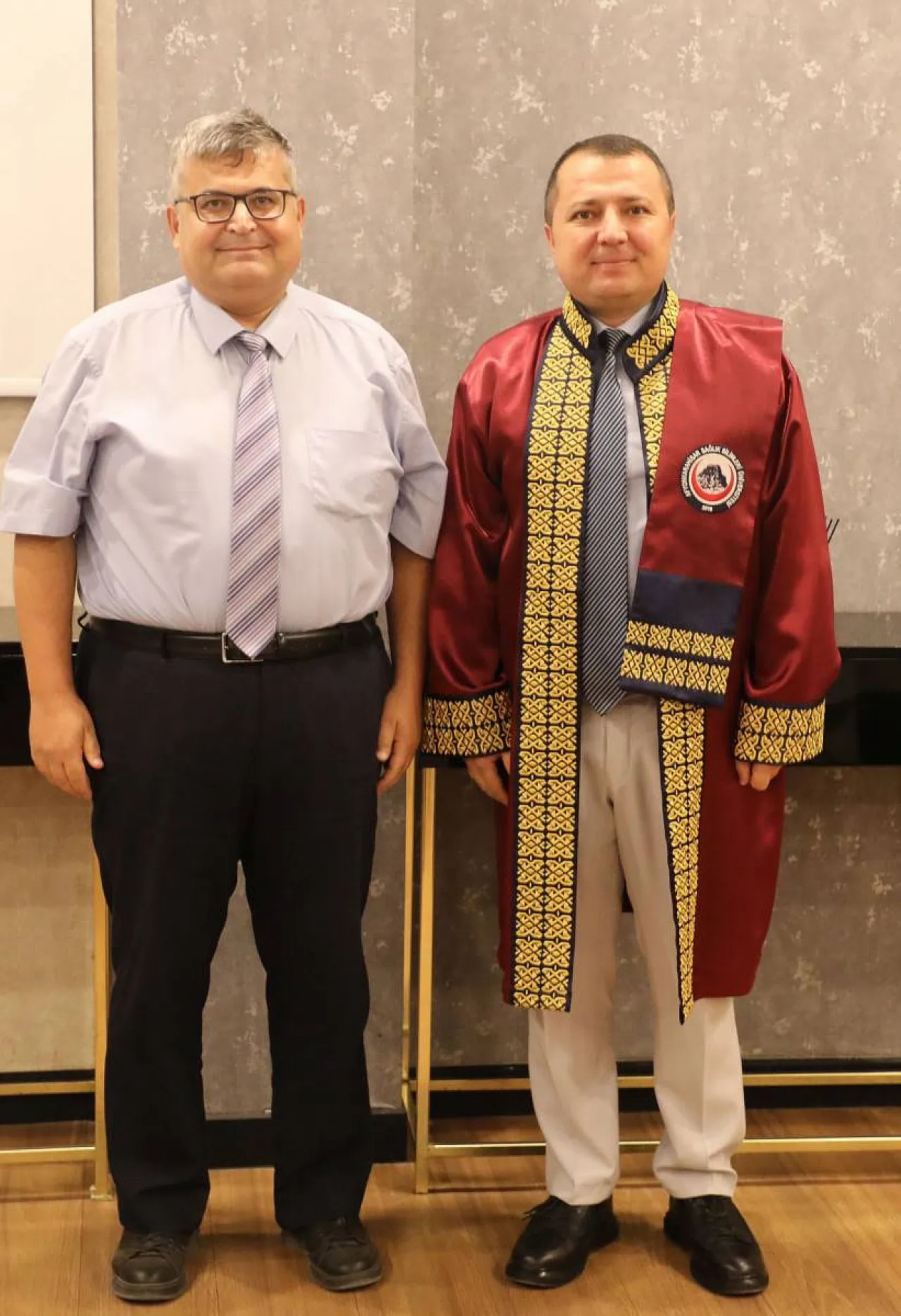 AFSÜ'de Yeni Kadrolara Atanan 11 Akademisyen Cübbe Giydi