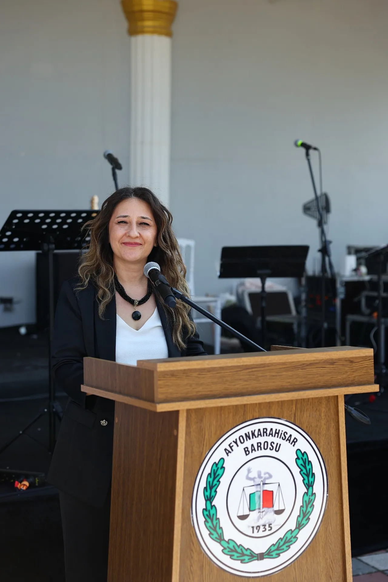 Afyon Barosu'ndan Dikkat Çeken Adli Tatil Mesajı: Adalet Varsa Toplum Var