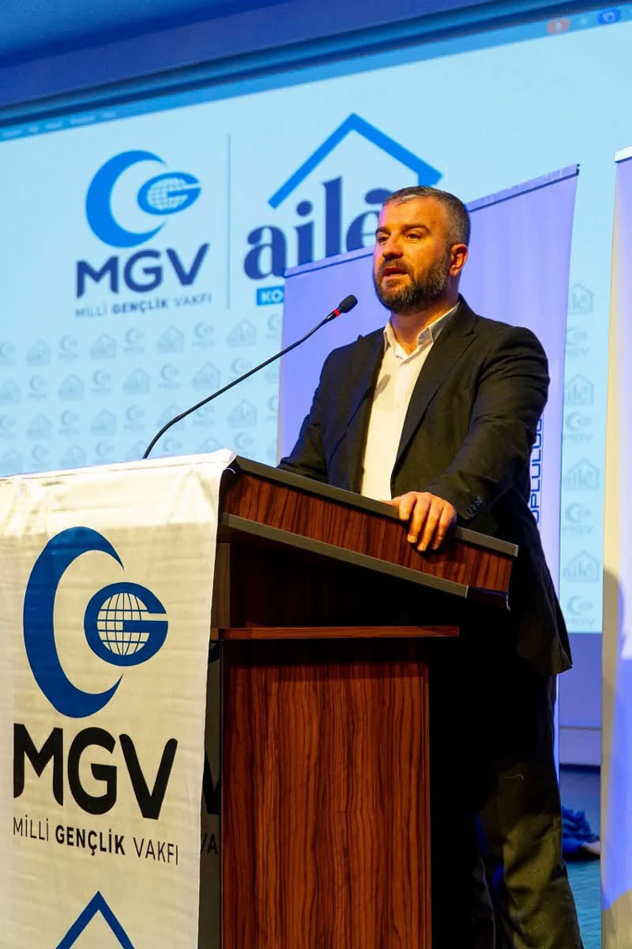 Ömer Hoca Sevgisi Salonlara Sığmadı. Özgürlük, Aile ve İsrail İle İlgili Neler Anlattı?