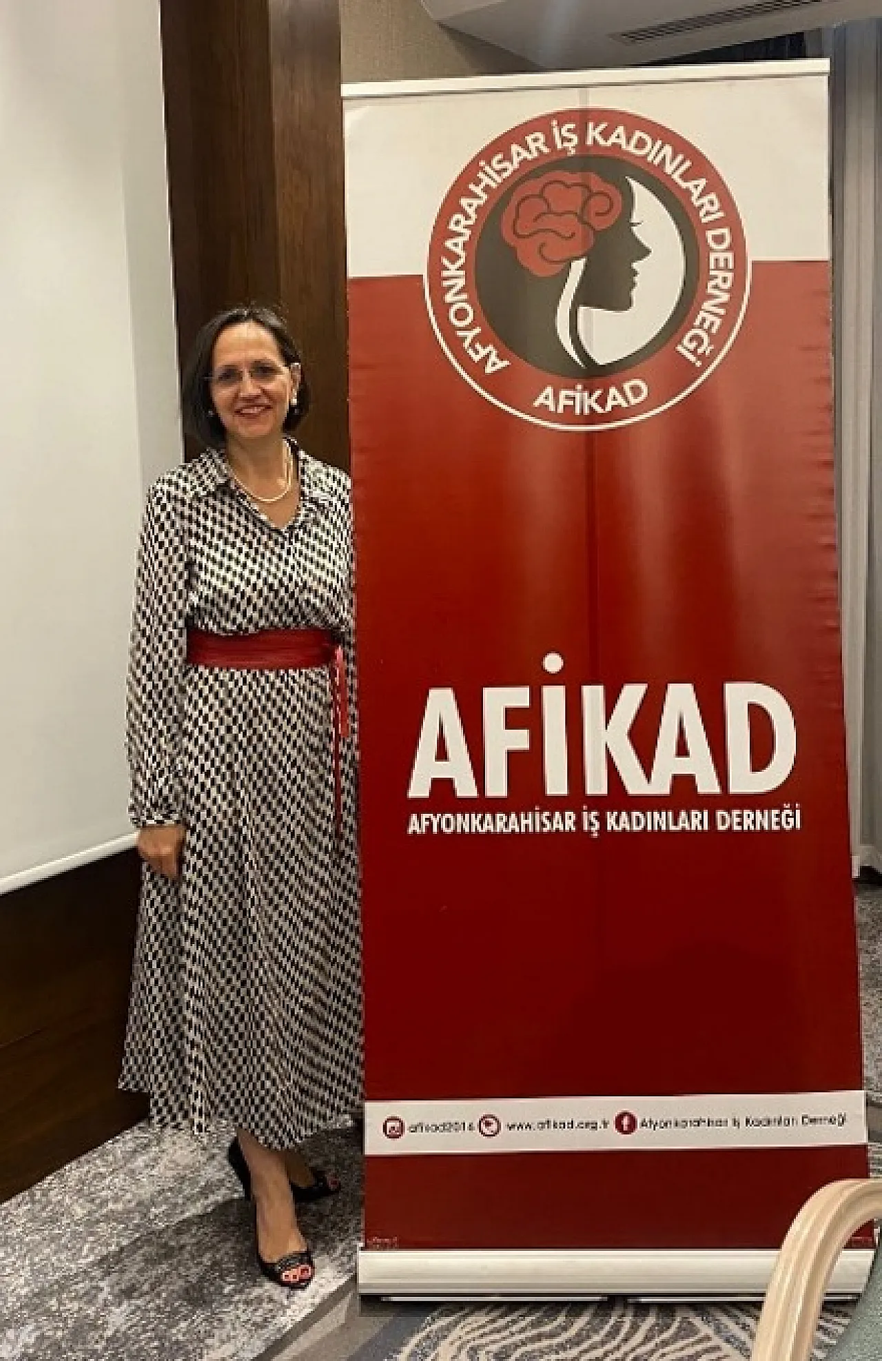 Kadınlar Dernekte: Afyonkarahisar İş Kadınları Derneği