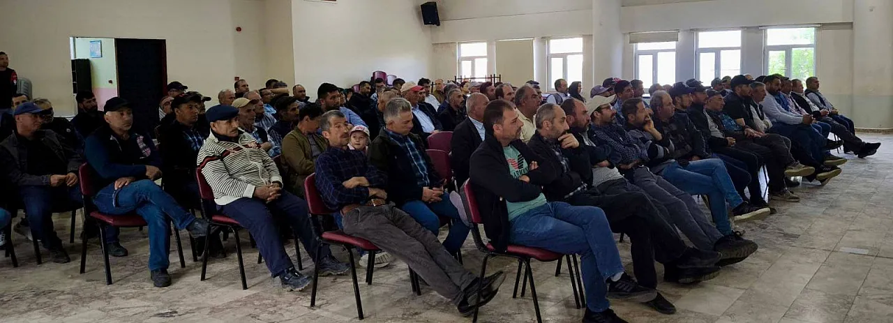 Afyon'un 4 İlçesinde Çiftçiler Bilgilendirildi