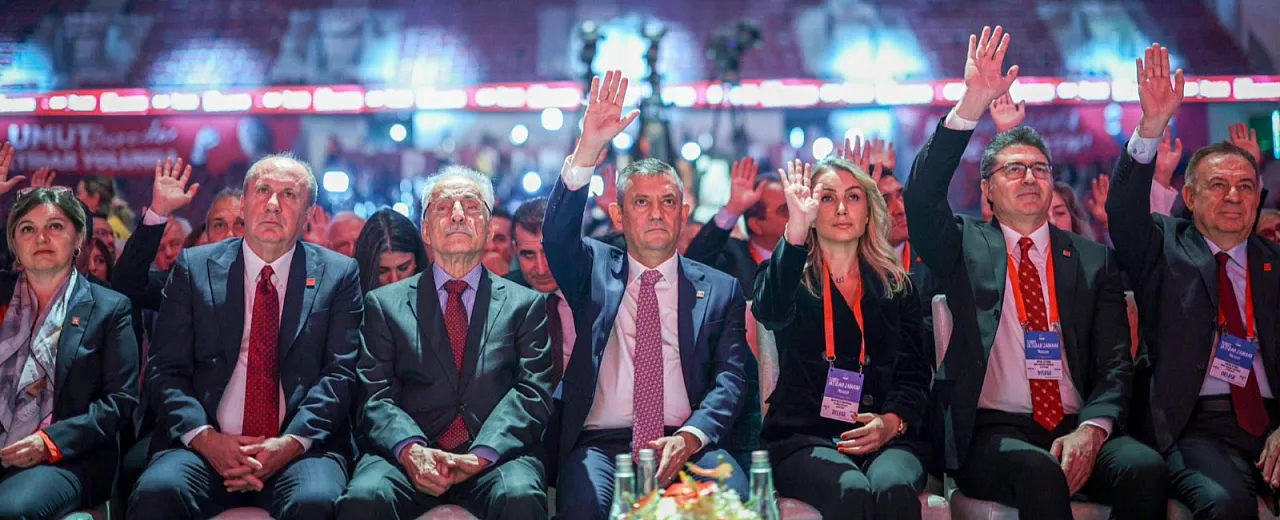 Özgür Özel'in Rotası: Genç Parti Formülü