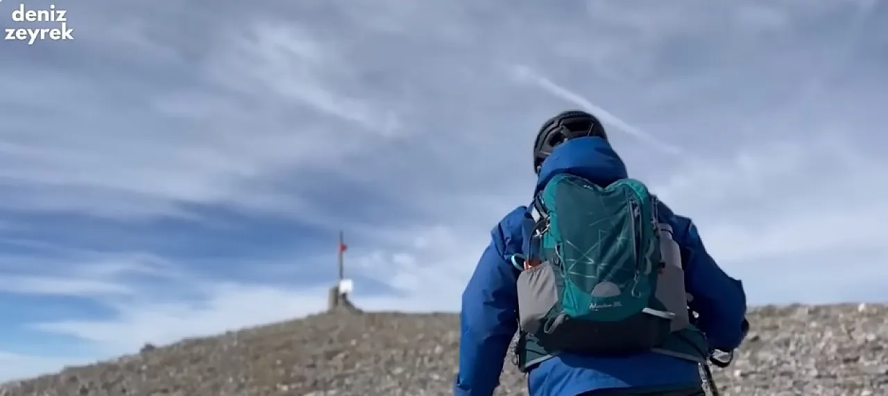 Gazeteci Deniz Zeyrek, Afyon'da Zirveye Çıktı