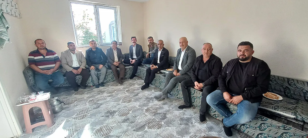 MHP Merkez İlçe Tam Kadro Sahada