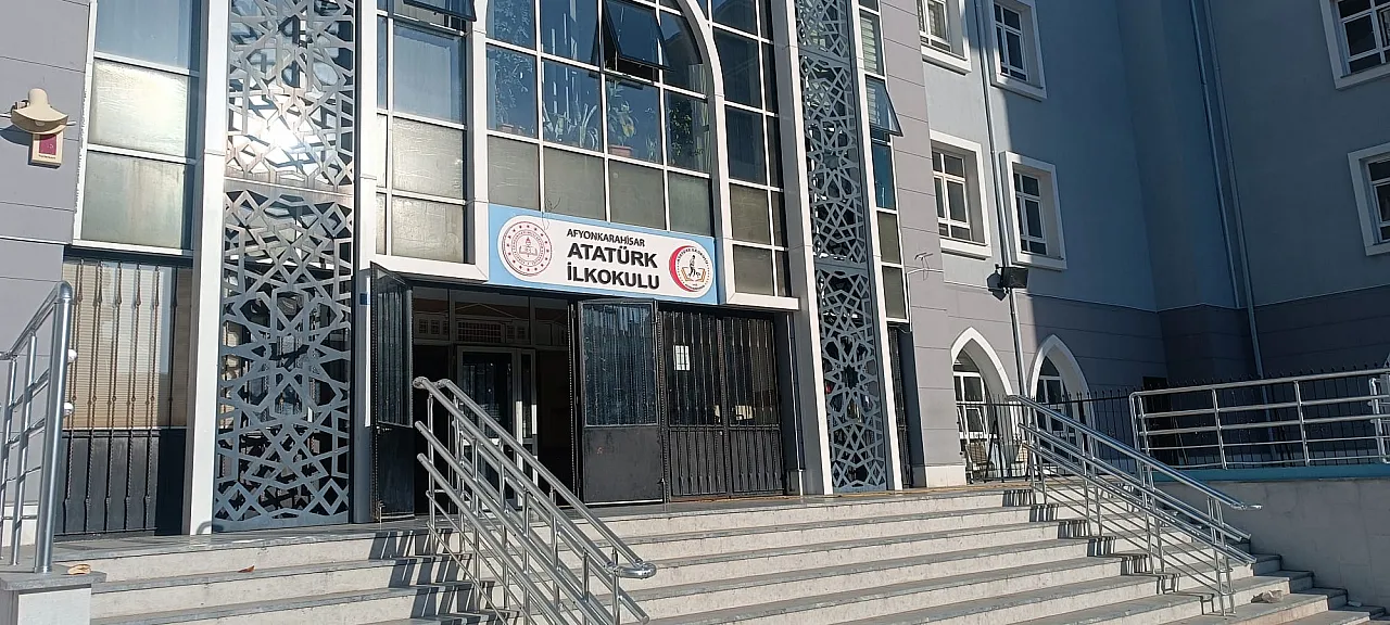 Vali Yiğitbaşı Açıkladı… Numuneler Temiz, Şikayetin Sebebi Viral Enfeksiyon