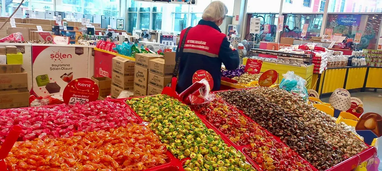 Afyonkarahisar'da Bayram Öncesi Şekerleme Denetimleri Yapılıyor