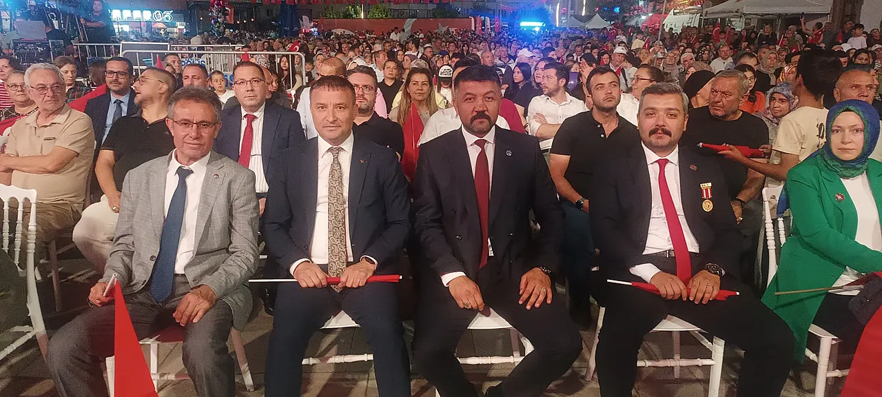 'Bu Ülkenin Yegane Sahibi Aziz Milletimizdir'