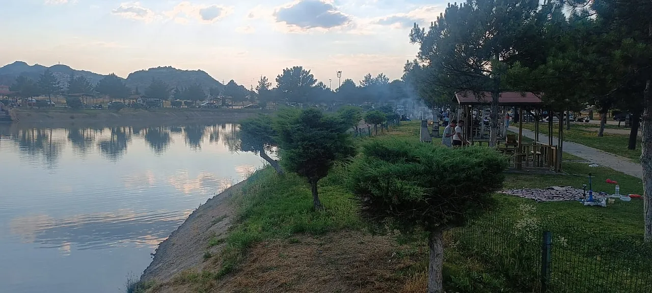 Fuar Alanı Mangal Dumanıyla Şenlendi