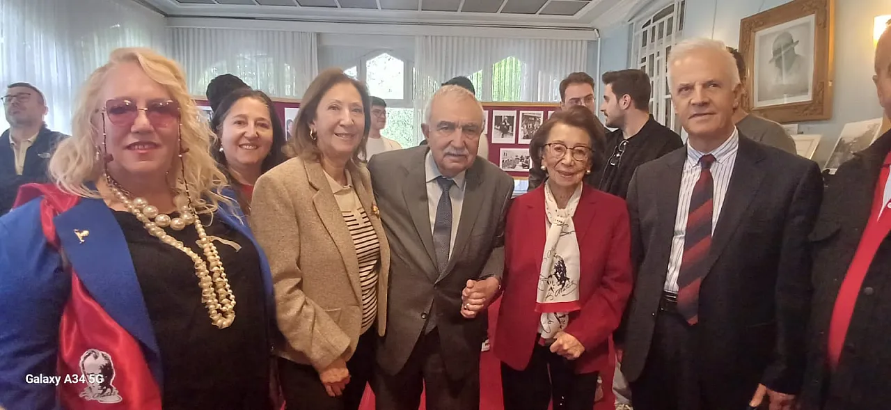 ADD'li Gençler, İsmet İnönü'nün Kızıyla Sohbet Etti