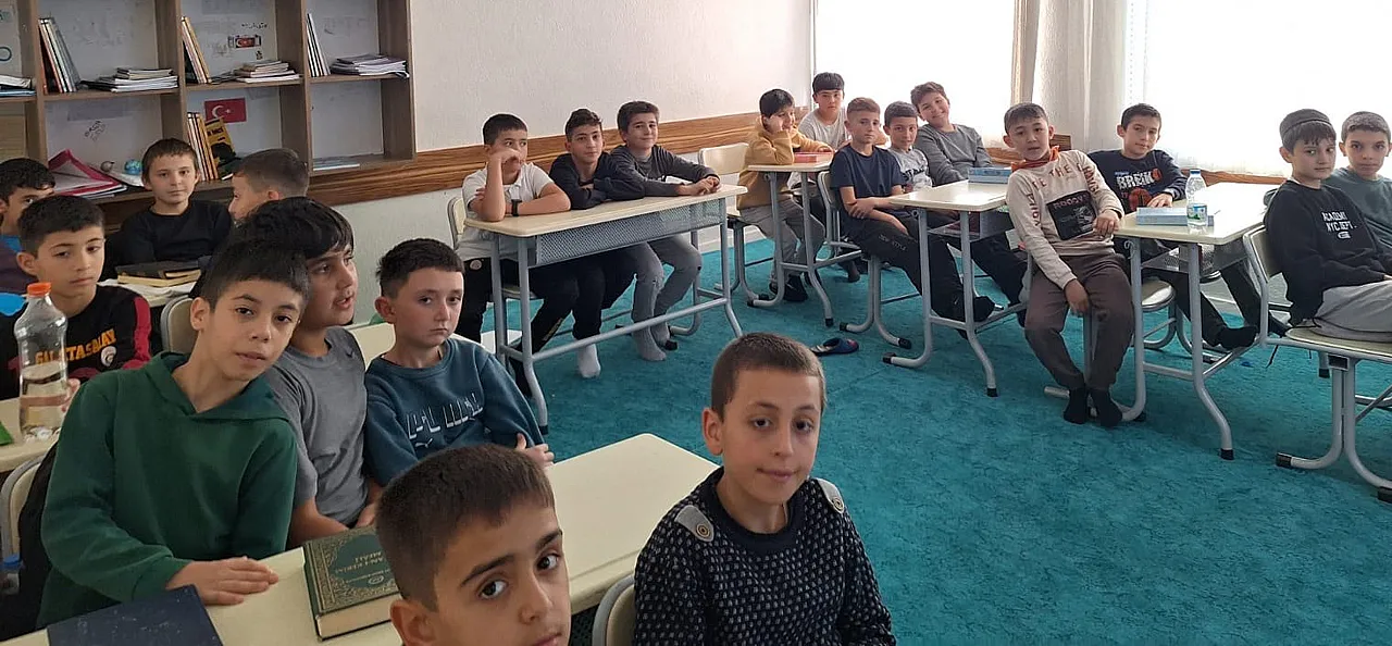 Afyon'da Gençler Uyarıldı: Bir Tıkla Hayatını Kontrol Etme!