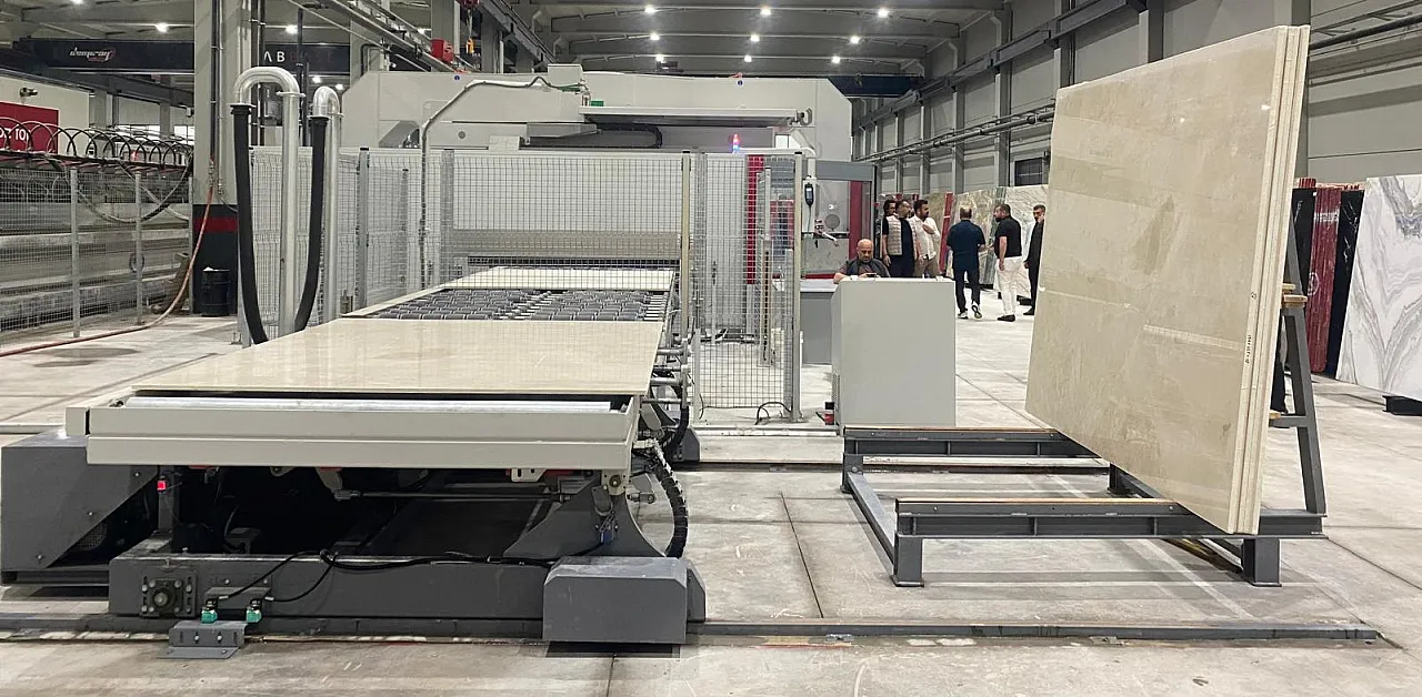 Afyon'da Dev Yatırım! Alimoğlu Marble'ın Yeni Slabbase Fabrikası Görkemli Törenle Açıldı