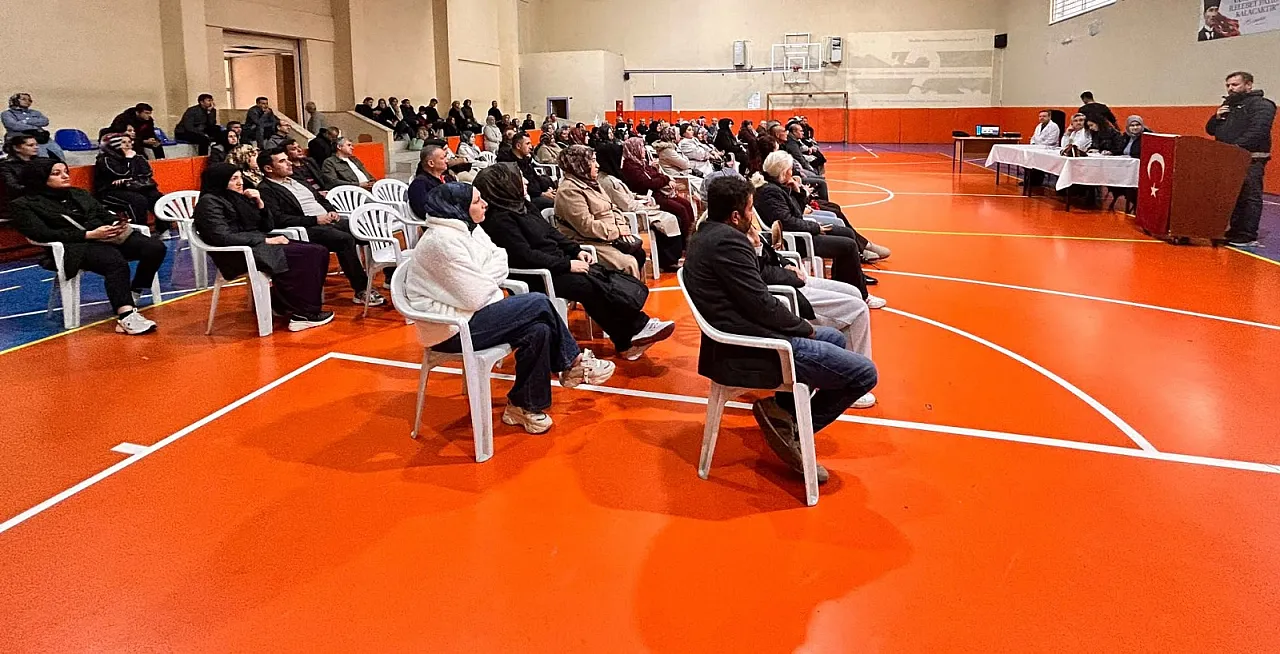 Cumhuriyet Anadolu Lisesi'nde NarkoAnne Faaliyeti: NARVAS ve UYUMA Projeleri Anlatıldı