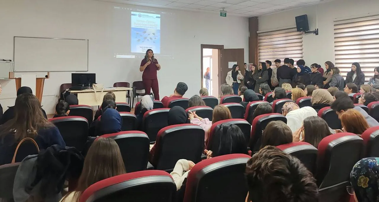 AFSÜ'de Mezunlar Konuştu! İş Bulma Sürecini Anlattılar