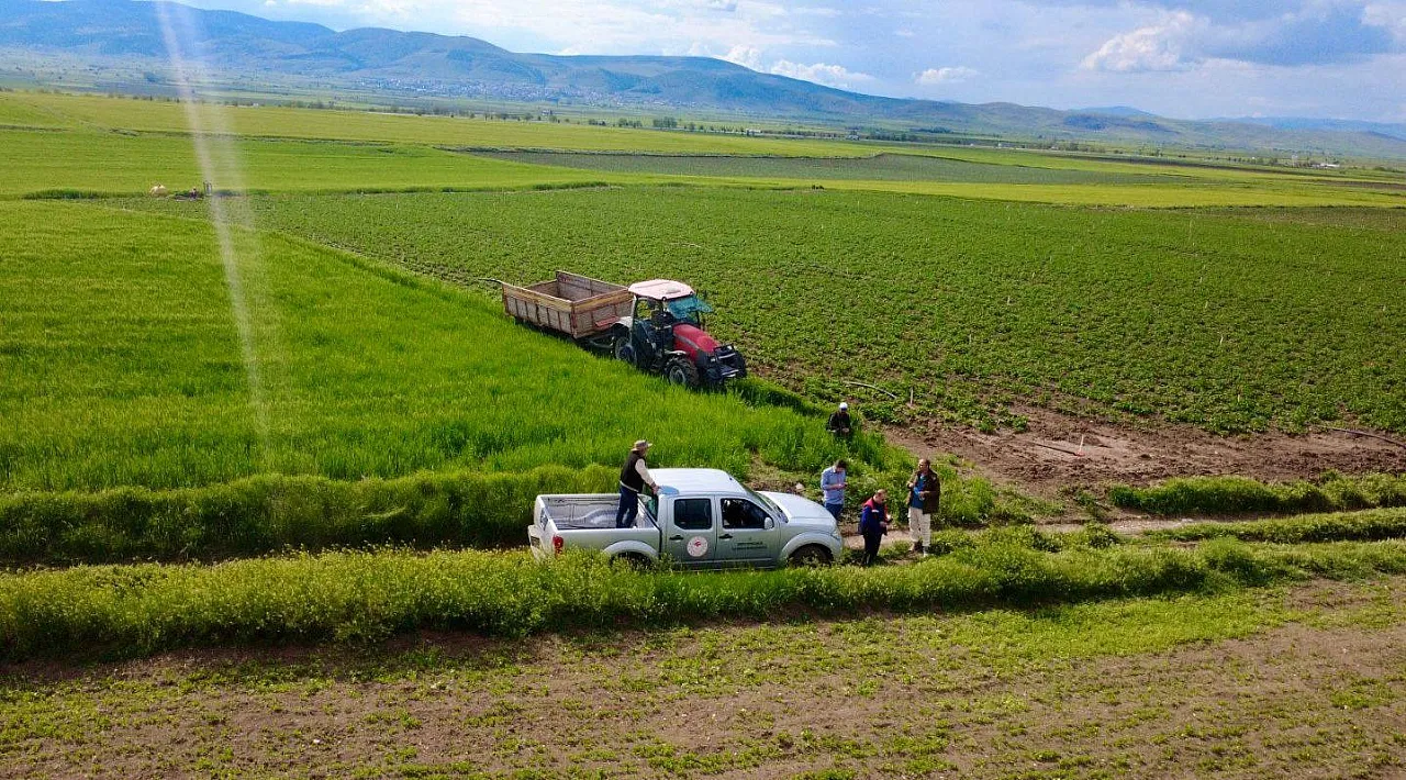 Afyon, İscehisar Ve Sandıklı'da Zararlı Çalışmaları Yapılıyor