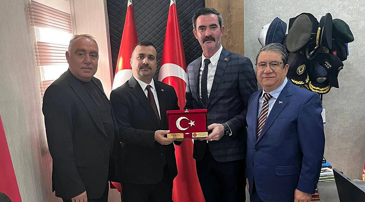 MHP Merkez İlçe'den Ziyaret Turu