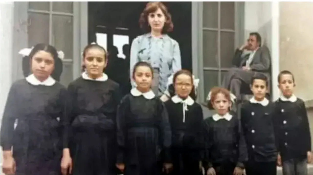 Afyonlu Profesörün Film Gibi Hikayesi: 14'ünde Gelin, 50'sinde Profesör