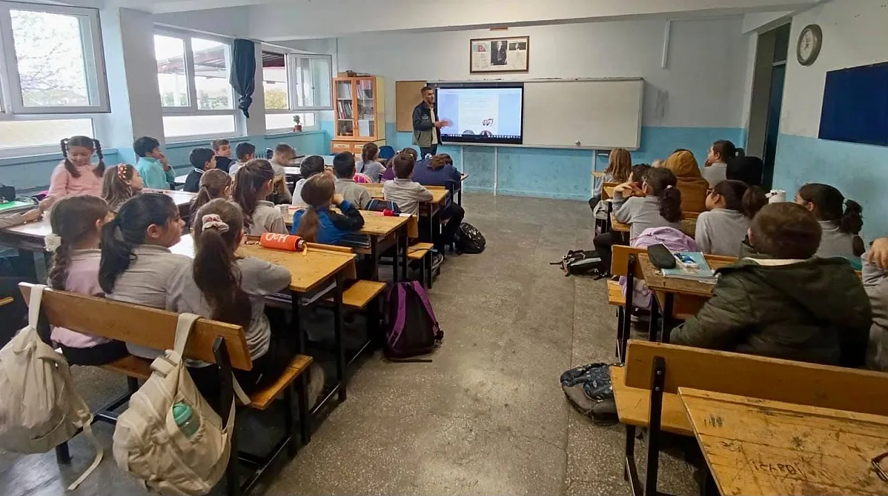 Bugün İyilik Yap, Yarını Besle: Öğrencilerde Gıda Bilinci Etkinliği