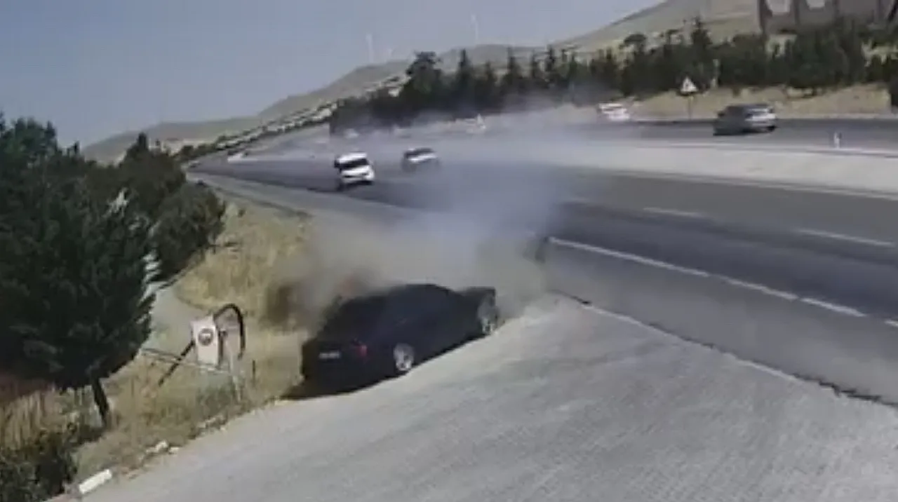 Kopan Parça Faciyaya Neden Oldu! 2 Kişi Hayatını Kaybetti