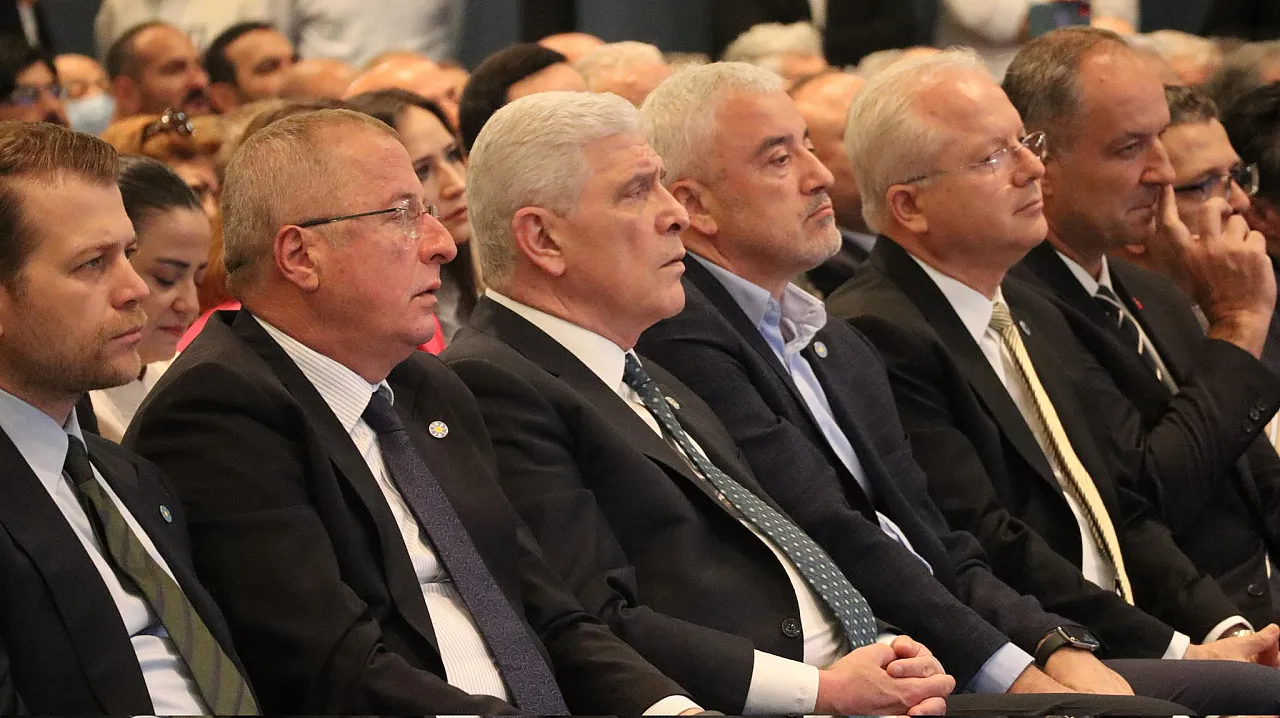 'Milletvekili Olgun'un Öncülüğündeki Hukuk Çalıştay'ı Türkiye'yi İlgilendiriyor'
