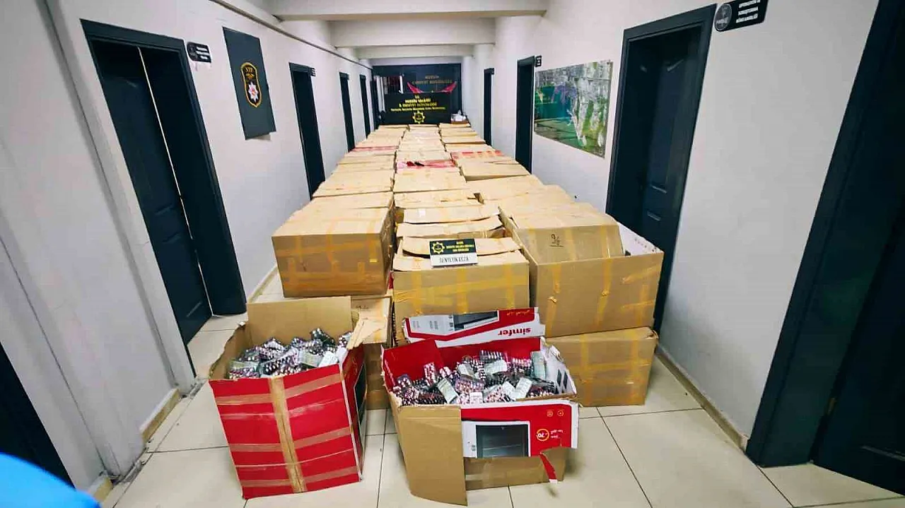 Kapı Kilidi Kesilerek Girildi: İçeriden 2 Milyon 296 Bin Uyuşturucu Hap Çıktı
