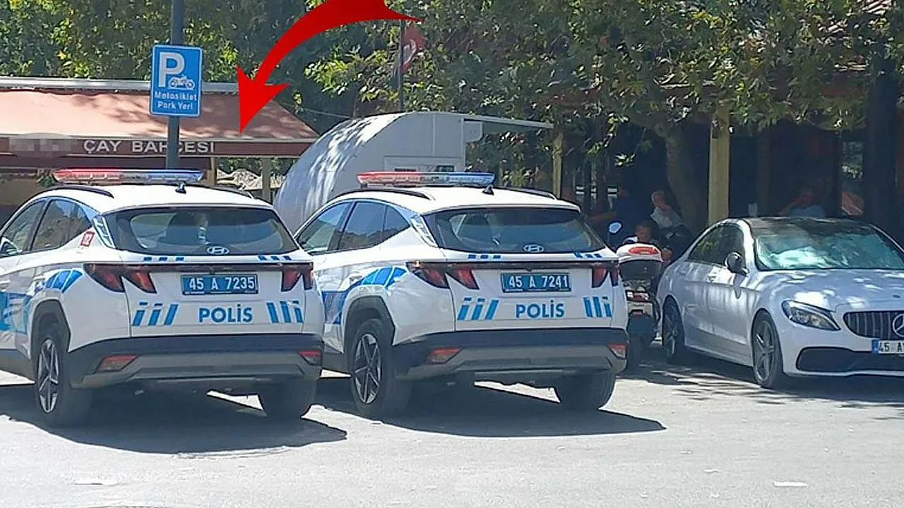 Manisa'da Çay Bahçesinin Erkekler Tuvaletinde Gizli Kamera Düzeneği Bulundu