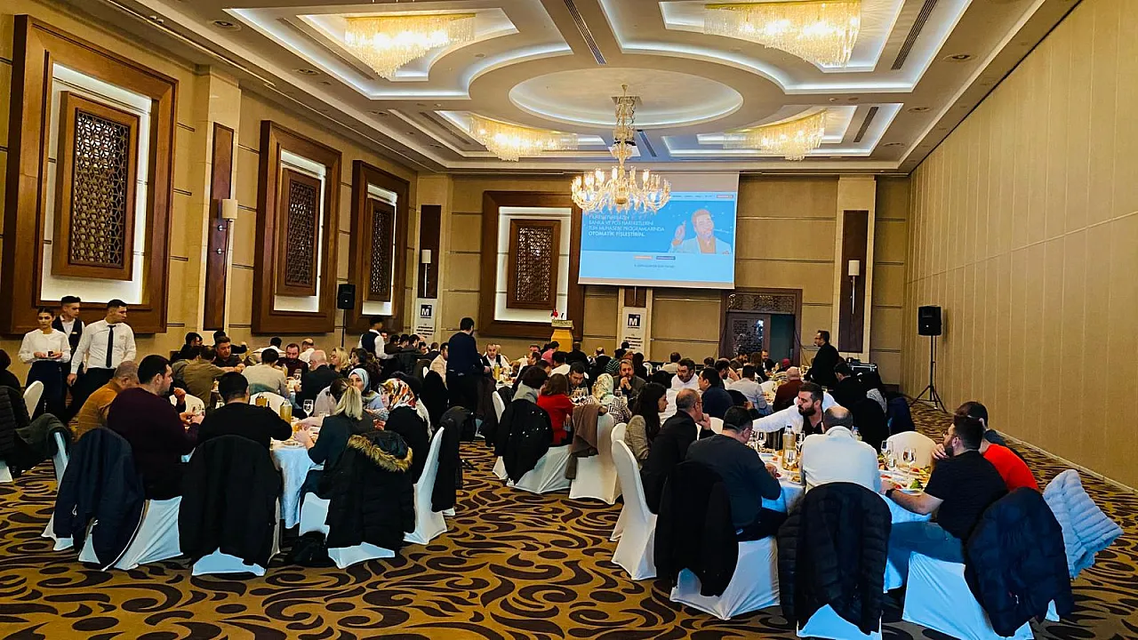 'Dünya Değişiyor Dijitalleşiyor Ve Yapay Zekalar Ortaya Çıkıyor'