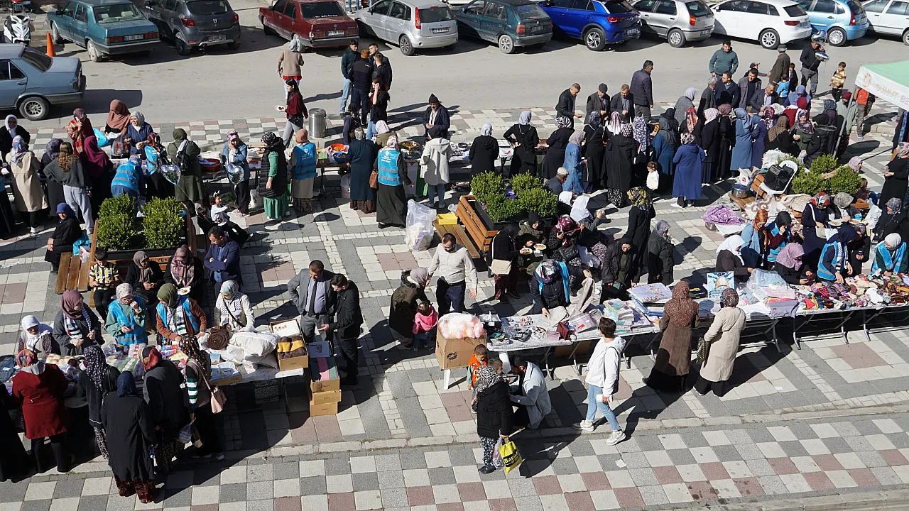 Özaşkın: Gazze'deki Acıyı Yüreğimizde Hissediyoruz