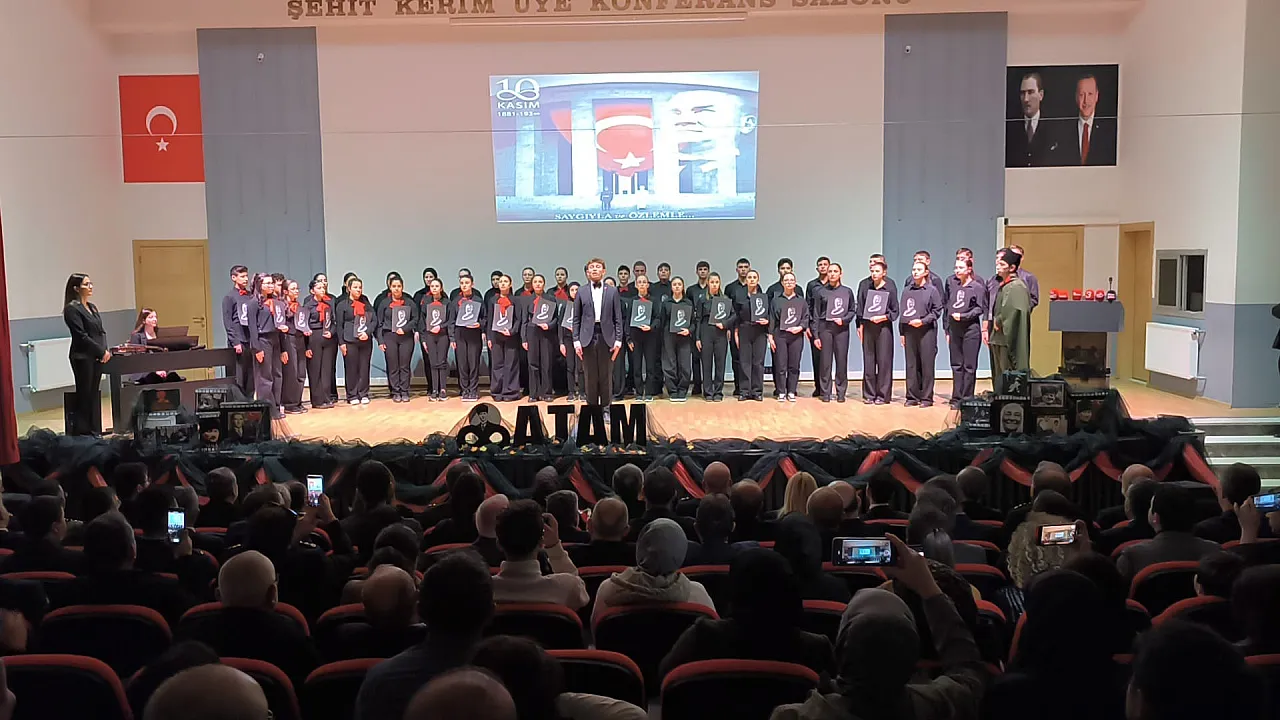 'Atatürk, Dünyadaki Dengeleri Değiştirdi'