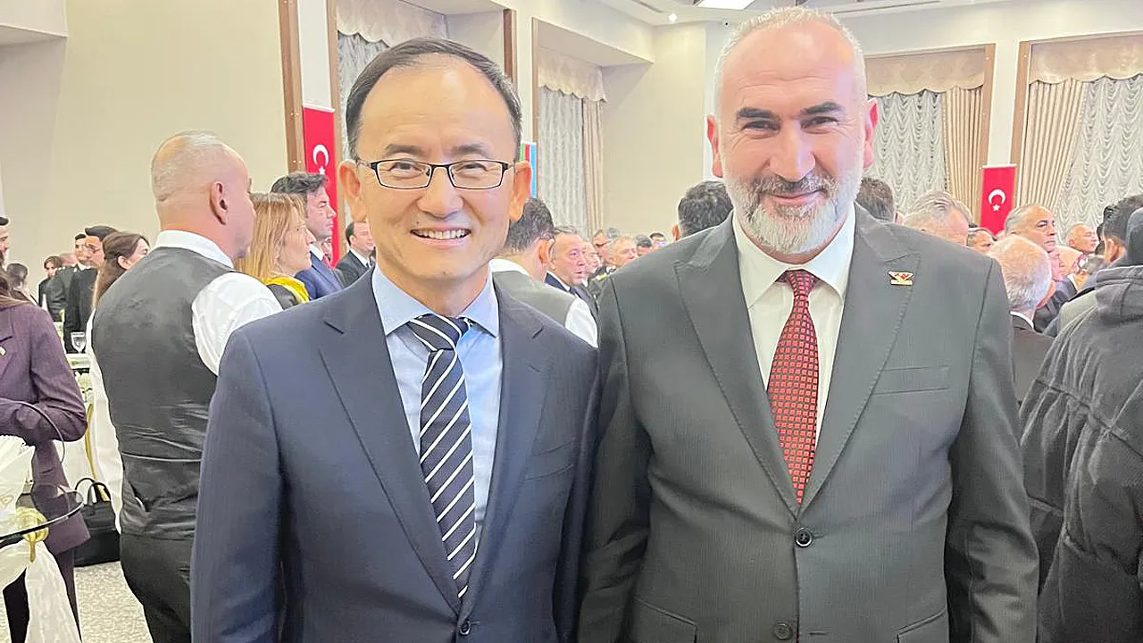 Beşer, Önemli İsimlerle Bir Araya Geldi