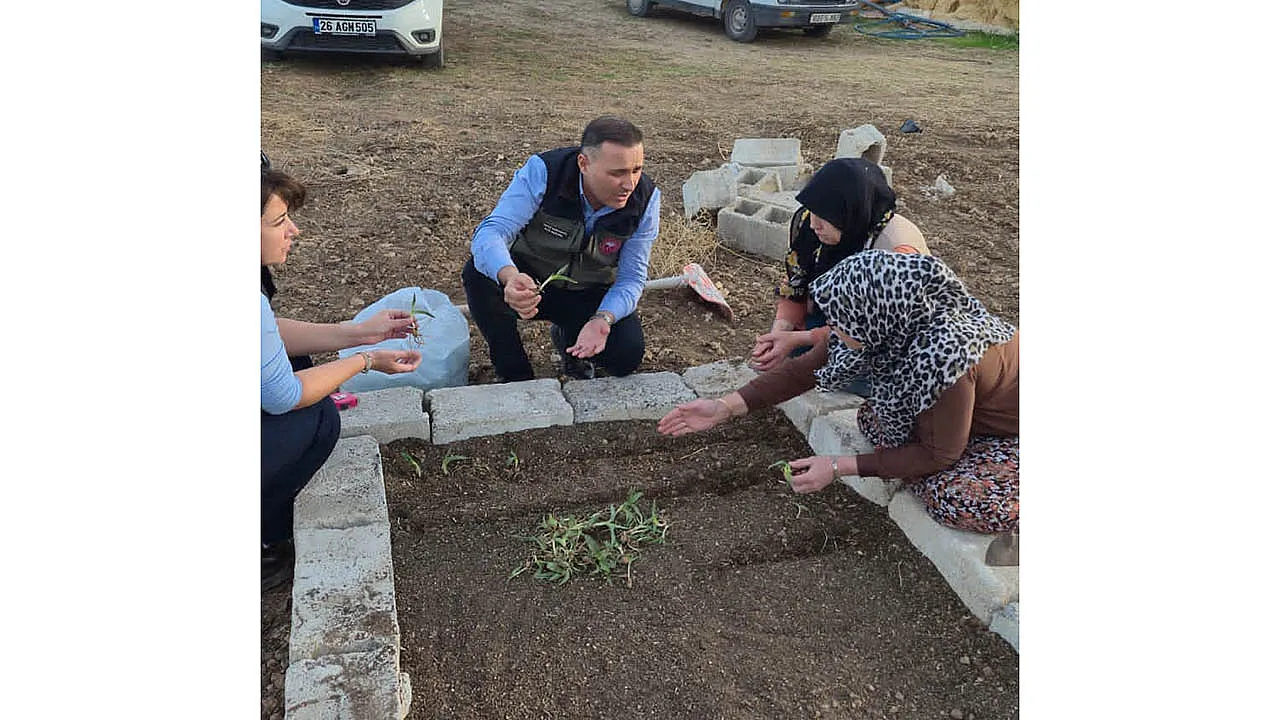 Kadın Üreticilere Salep Fidesi Dağıtıldı