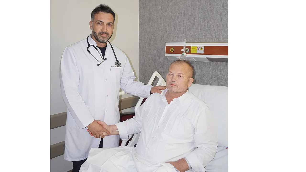 KOAH Nedir, Nasıl Önlenir? AFSÜ Başhekimi Gençleri Uyardı!