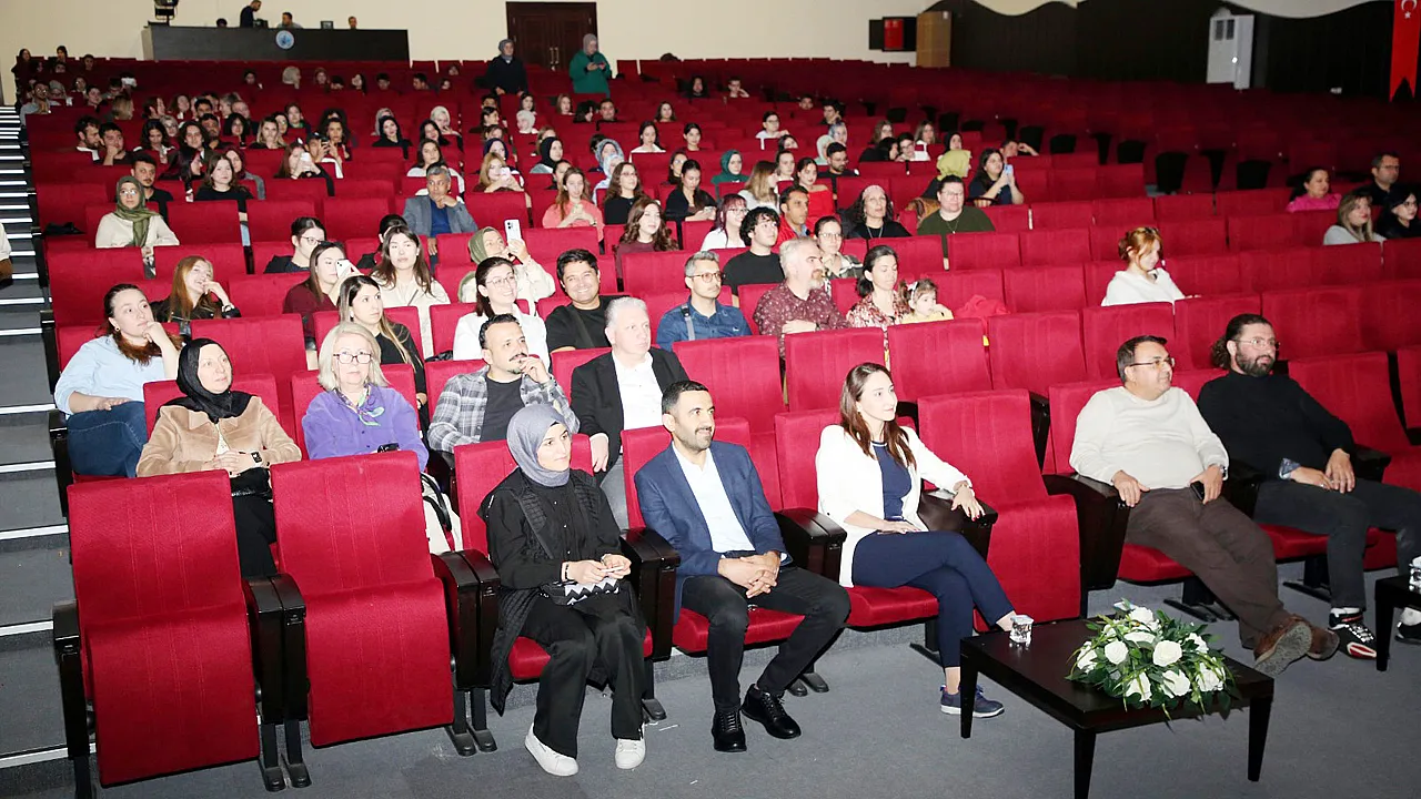 Öğretim Elemanları Çaldı, Öğrenciler Söyledi