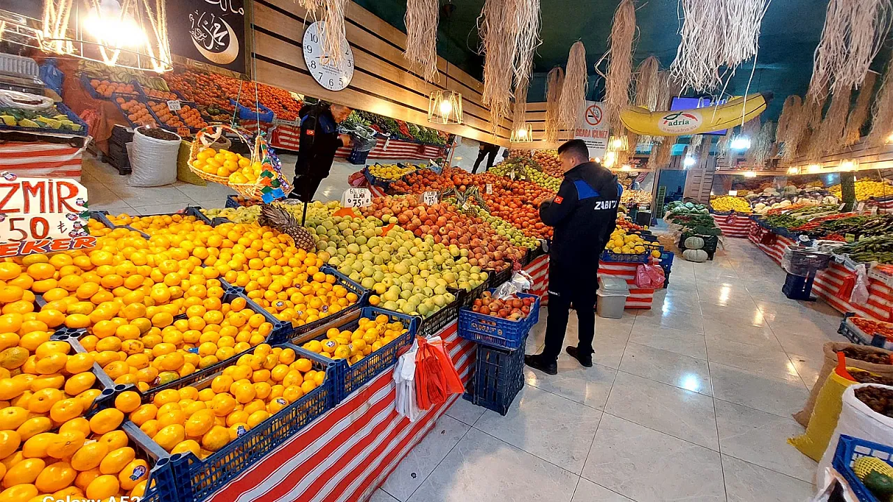 Şuhut Belediyesi'nden Manavlara Sıkı Denetim