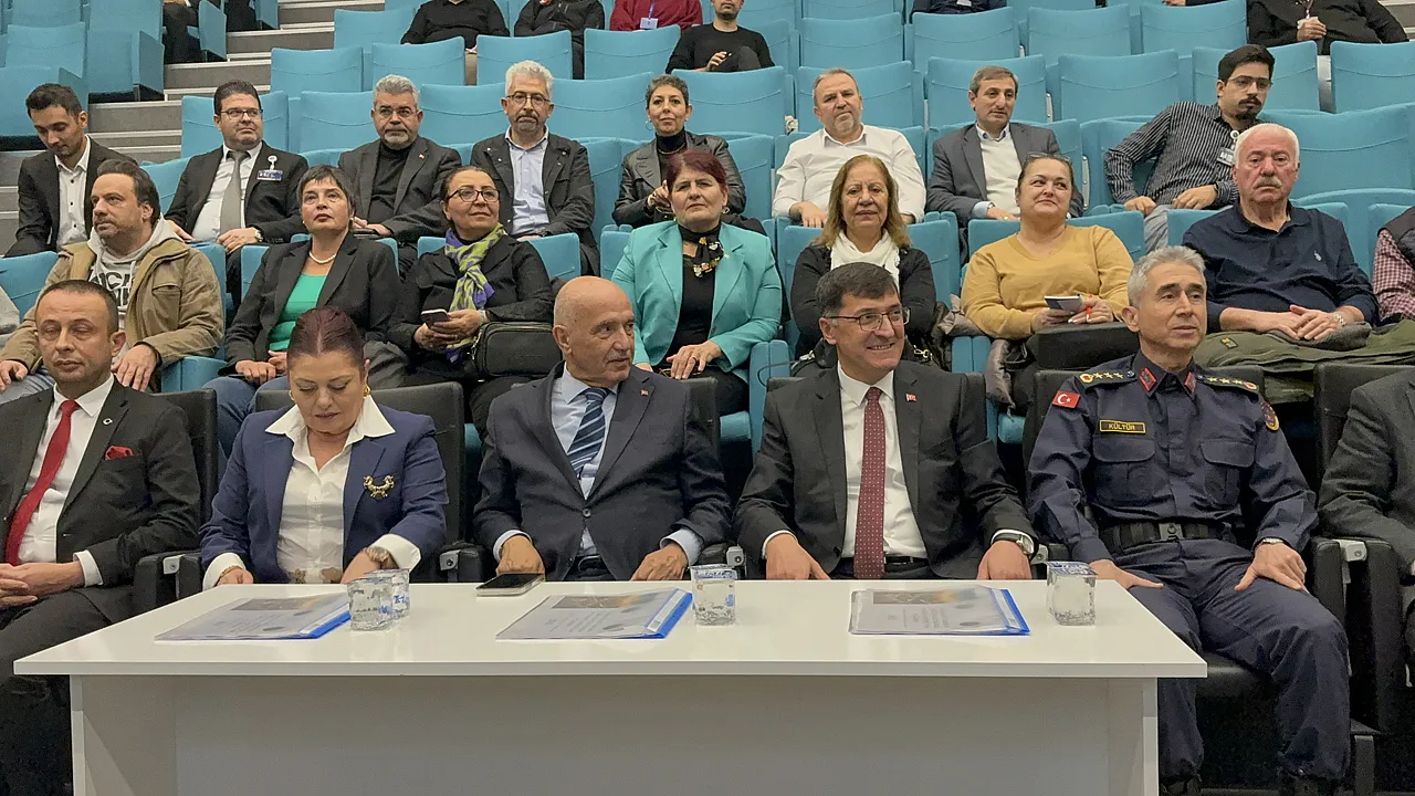 Kütahya'da Ulaşımda Yaşanan Sıkıntıların Çözümü İçin Çalıştay Düzenlendi