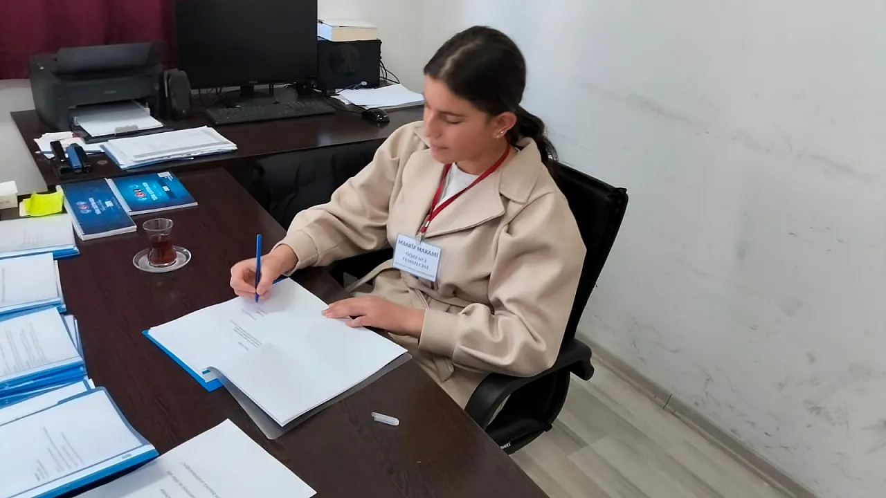 Afyon'da Müdür Yardımcısı Makamını Terk Etti!