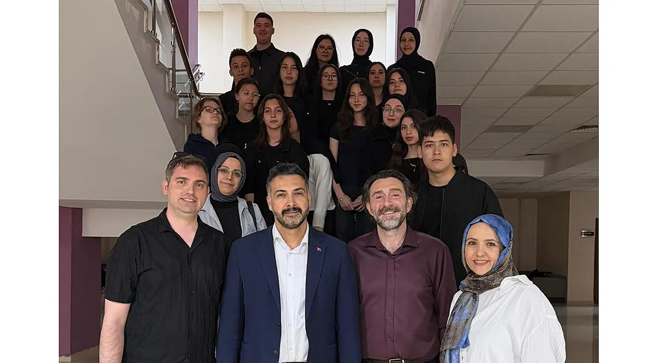 AFSÜ Başhekimi Balcı'dan Gençlere İlham Veren Buluşma