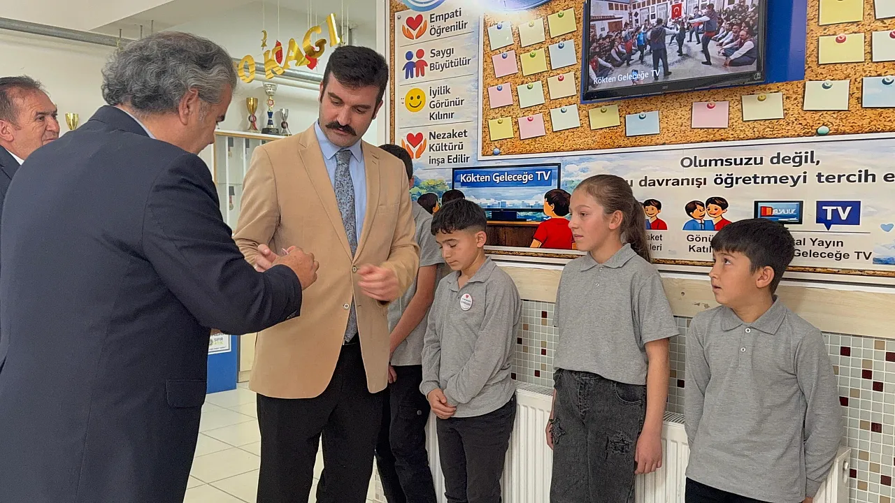 Sandıklı'da 'Akran Nezaketi Projesi' Hayata Geçirildi