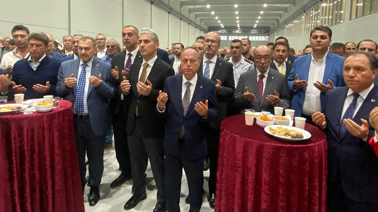 Afyon'da Dev Yatırım! Alimoğlu Marble'ın Yeni Slabbase Fabrikası Görkemli Törenle Açıldı