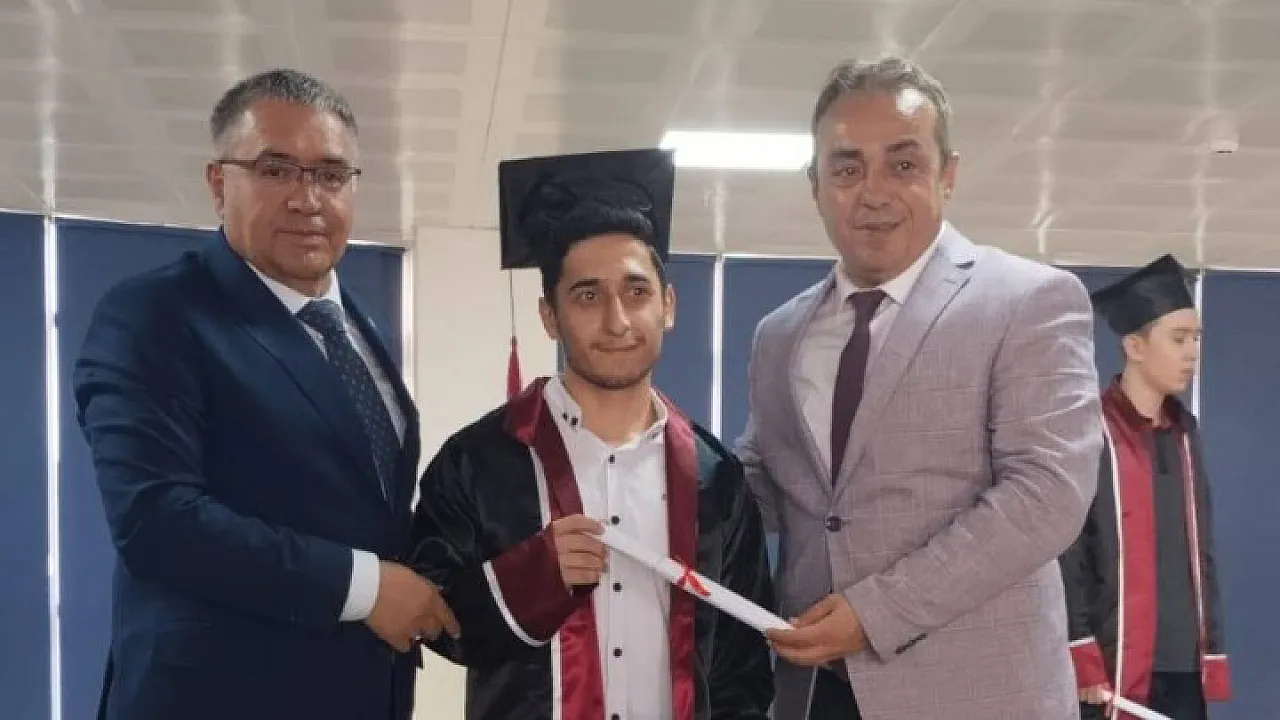 Afyonkarahisar Anadolu İHL 60. Yılında 55. Dönem Mezunlarını Verdi